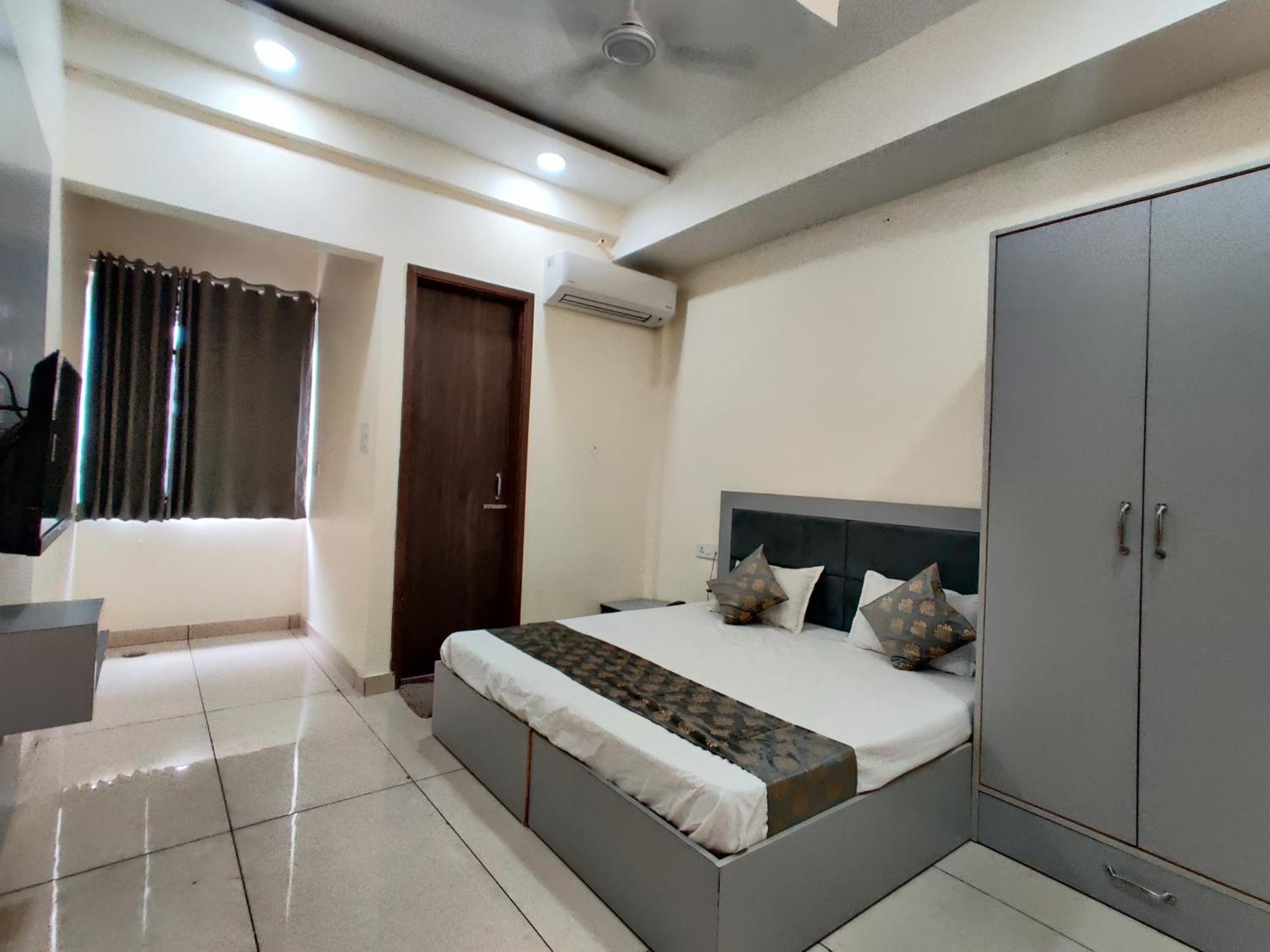 Himalya Boutique Home Stay Amritsar Bagian luar foto