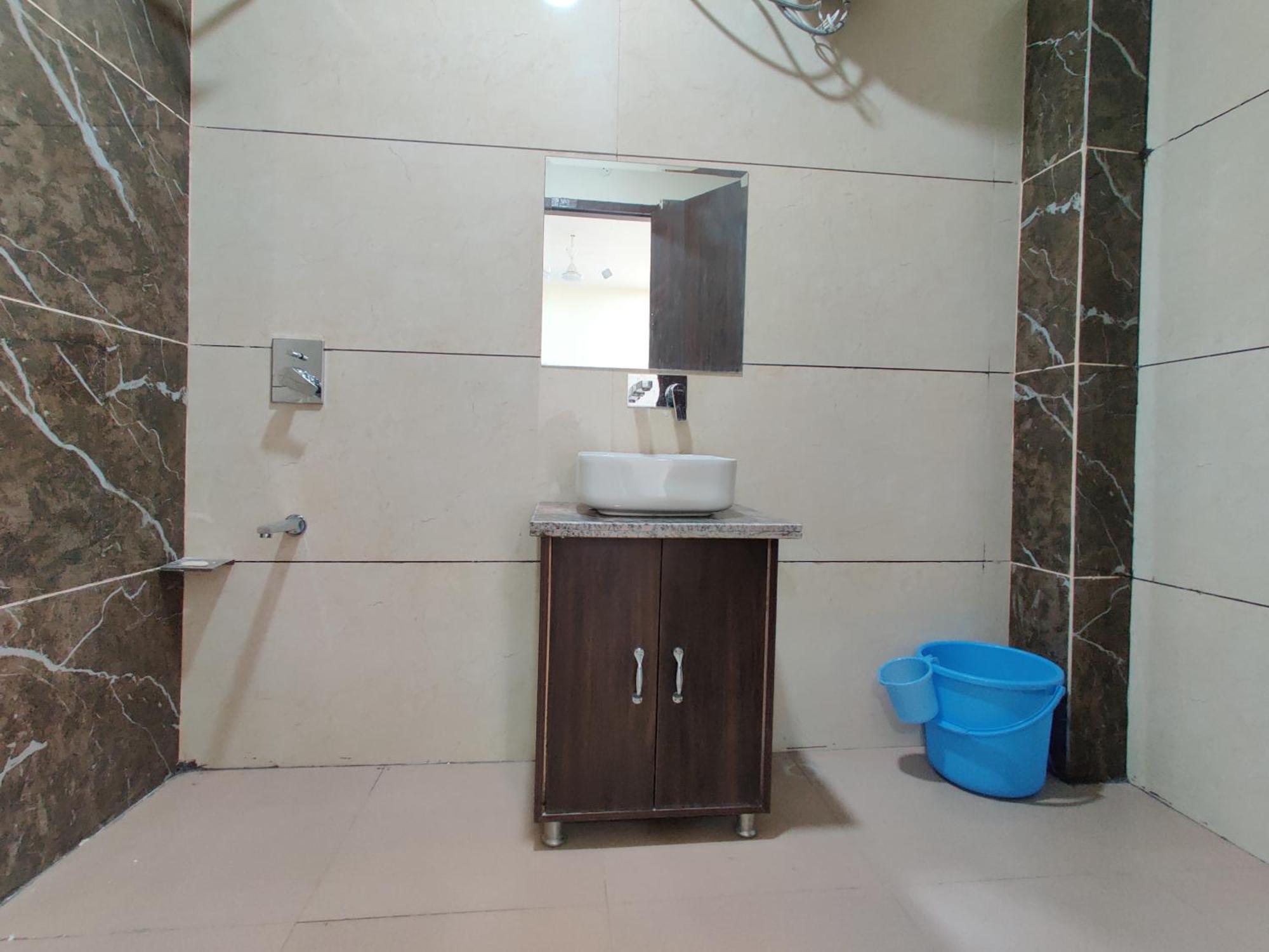 Himalya Boutique Home Stay Amritsar Bagian luar foto